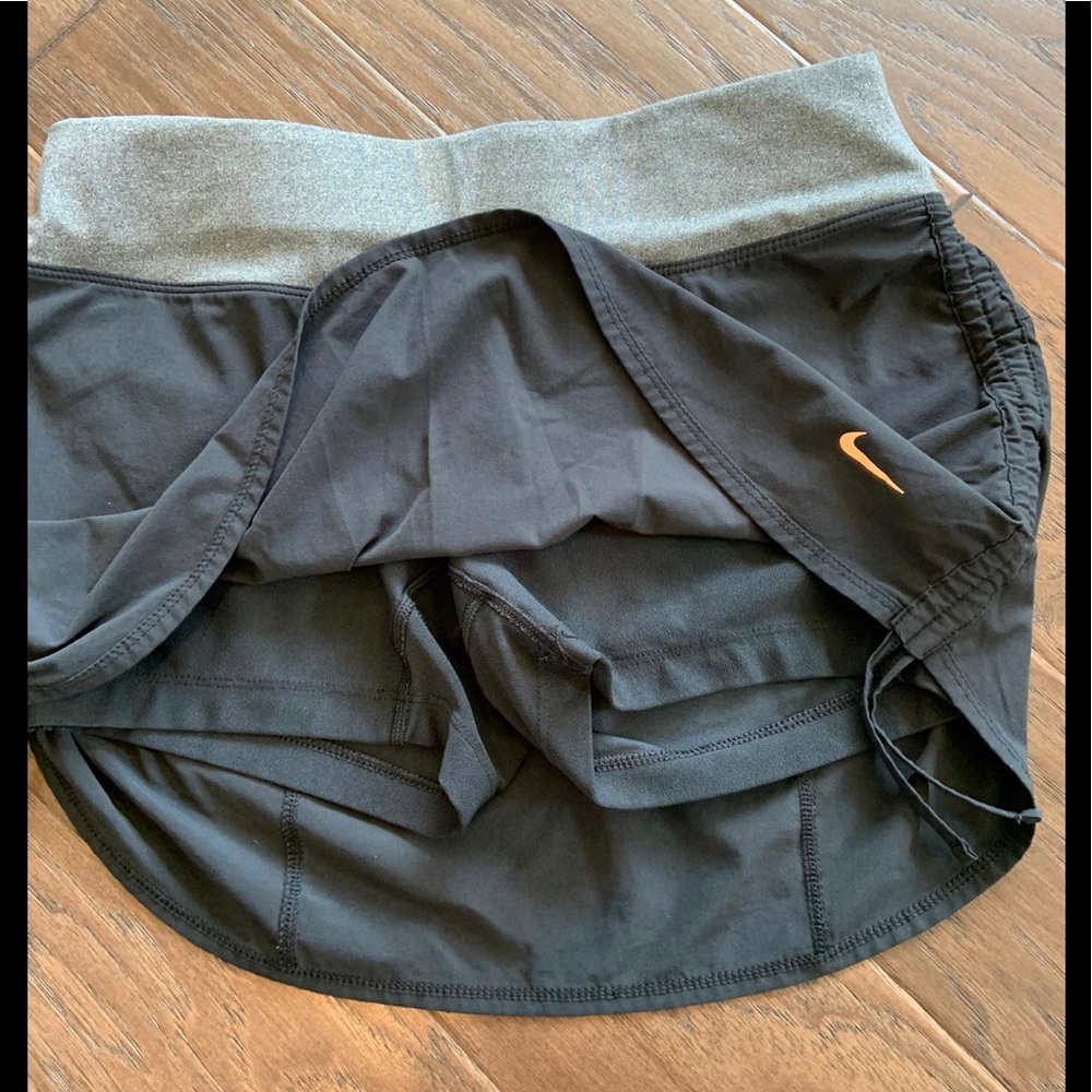 Nike 2 in 1 running skirt